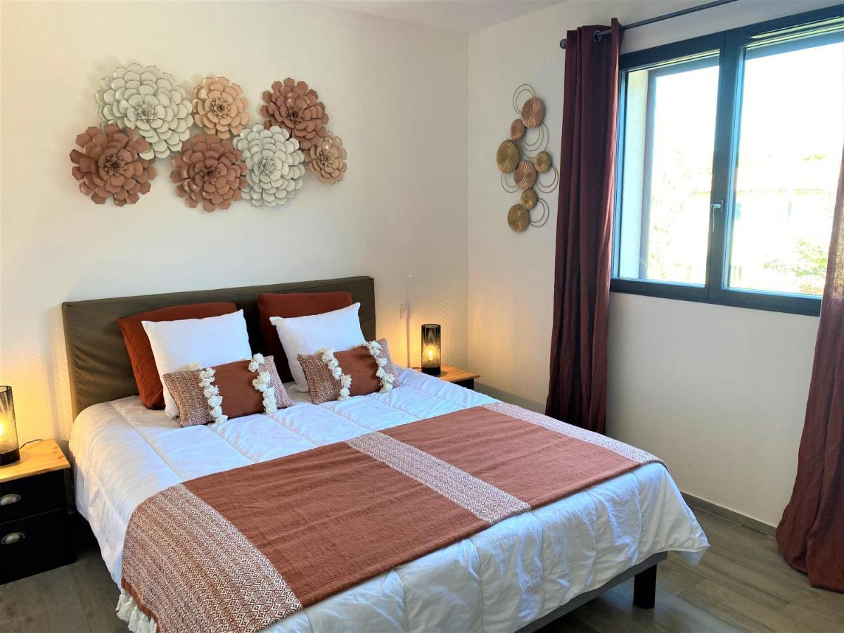 Villa Coconing A 7min Des Plages - Piscine Chauffee - Clim - Bbq - Parking Privatif - Fibre Porto-Vecchio (Corsica)